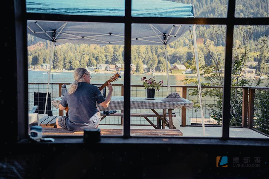 Kodak Vision3 200T 复古胶片视频图片调色预设 Analogica Lab – KODAK VISION3 200T 35MM Film Simulation