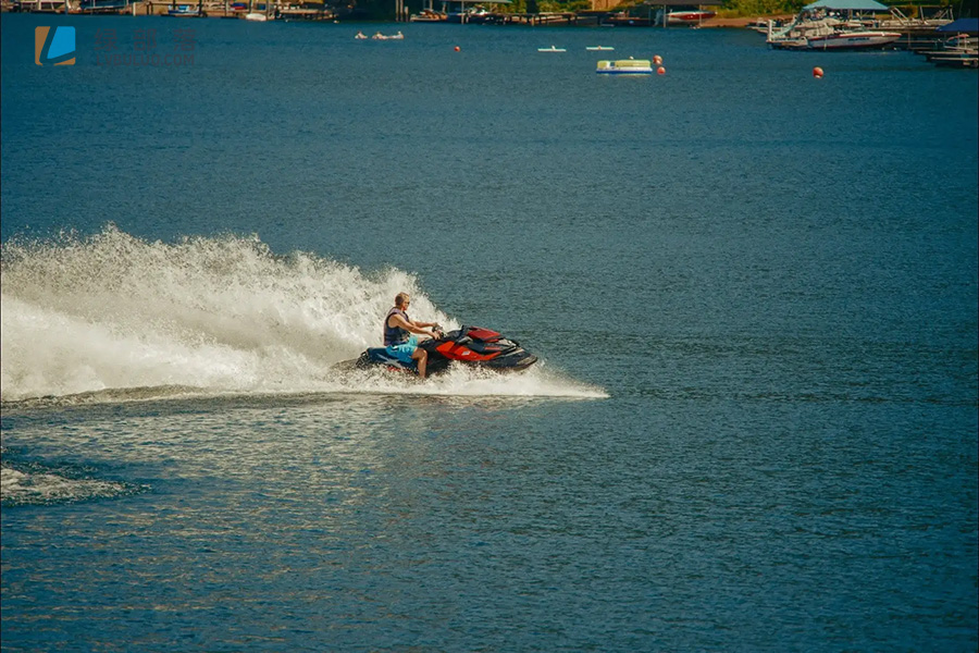 Fuji 3513 35MM富士胶片色彩模拟视频调色LUT预设 Analogica Lab – Fuji 3513 35MM Film Emulation