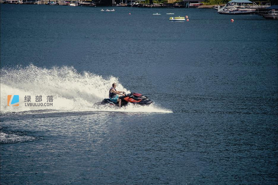 Kodak Vision3 500T 胶卷复古摄影调色LUT预设 Analogica Lab – Kodak Vision3 500T 35MM Film Simulation