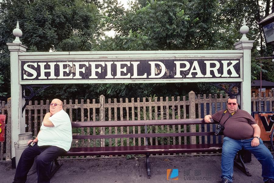 柯达chrome 35mm胶卷暖色调棕色粗糙颗粒调色预设 Kodachrome 35mm (1935-1962)